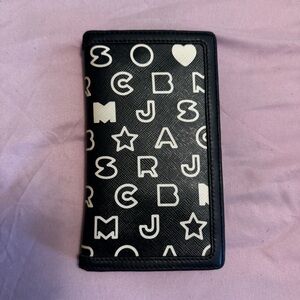 REPOSH!!! Marc Jacobs Passport Travel Wallet